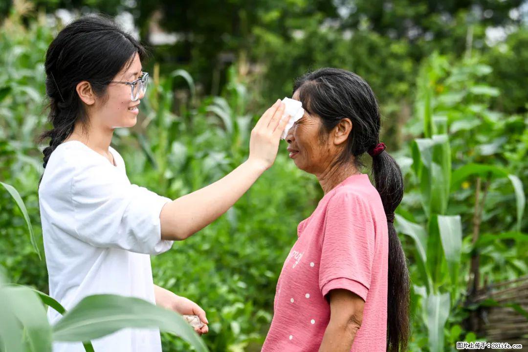 全网追的“扁担女孩”，找了一份暑假工，时薪12元 - 怒江生活资讯 - 怒江28生活网 nujiang.28life.com